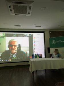 img-5828ed9c188854e08aa40b6f6eaa2a19-v