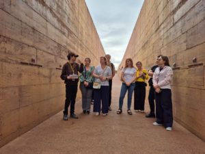 photo_2025-10-16-01-38-28